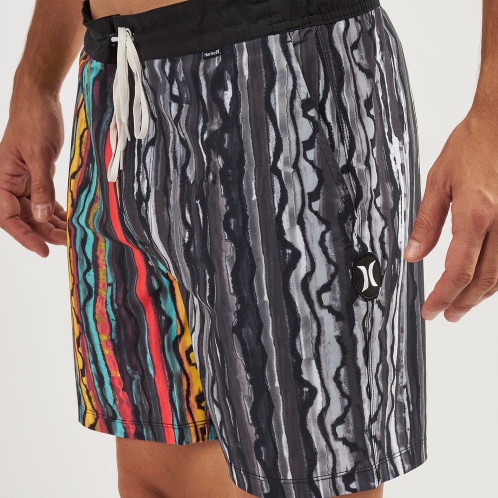 HURLEY PHANTOM GLASS SHOP VOLLEY 17' BOARD SHORTS